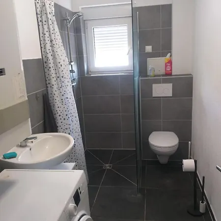 Apartment Monteurwohnung In Pfalz *