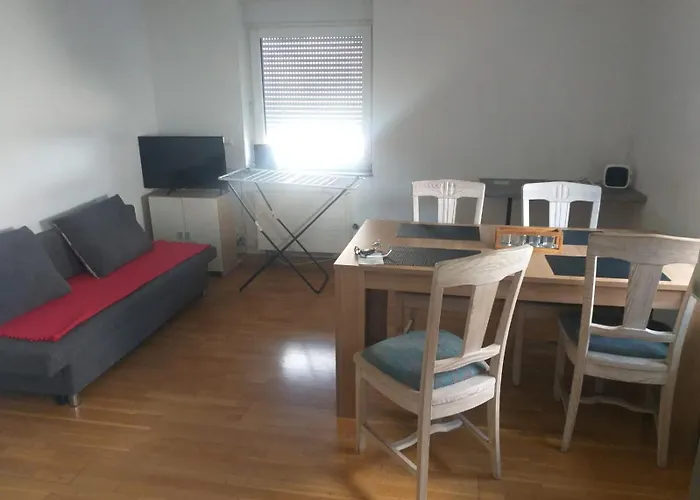 Monteurwohnung In Pfalz アパート